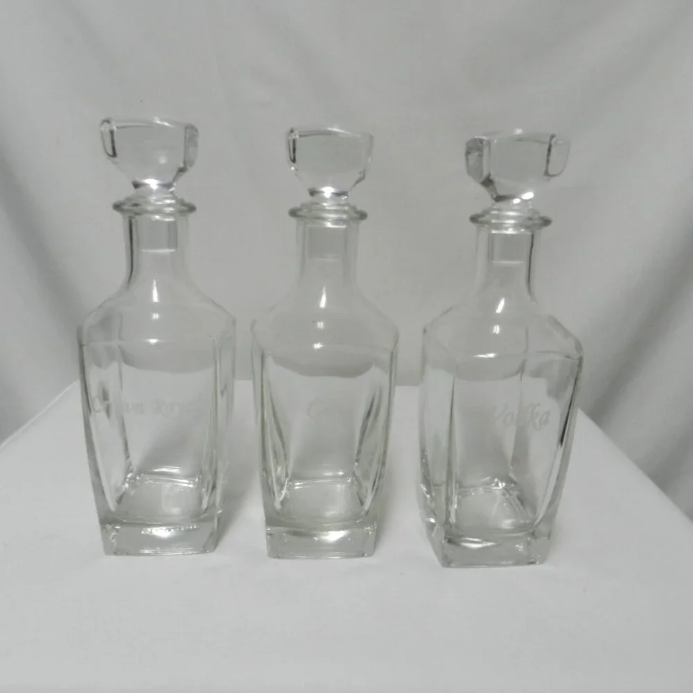 Vodka Gin Crown Royal Set 3 Decanter Bottles w/ Lid 10